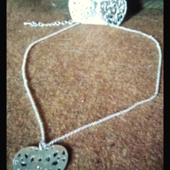 Necklace set - Picture 1 of 3